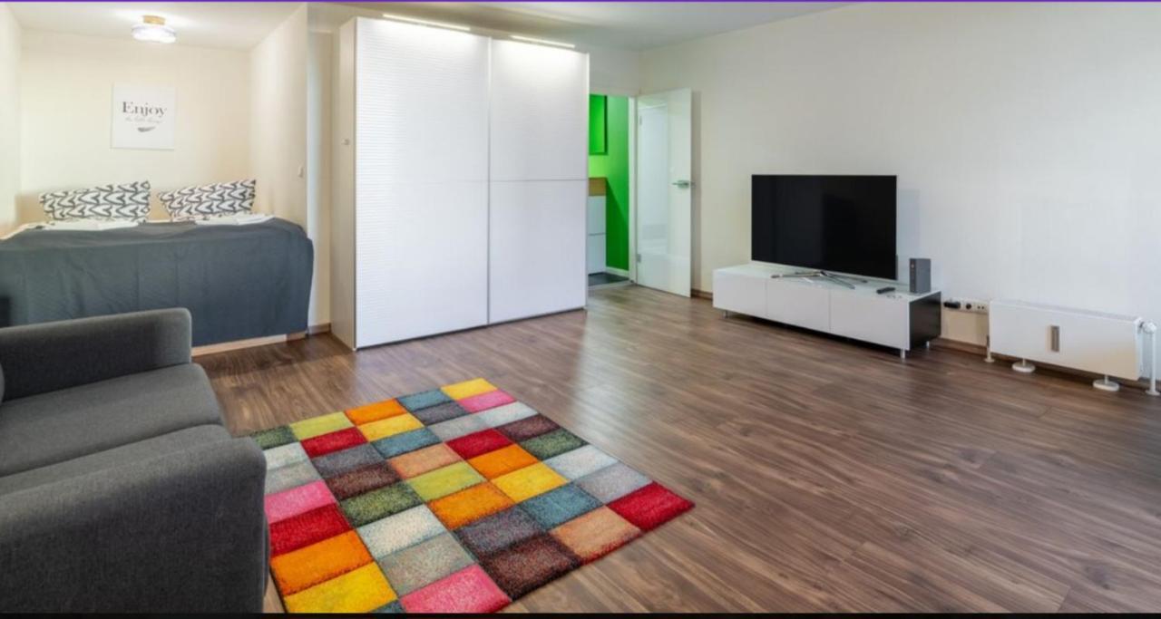 Apartment Am Eiskanal Аугсбург Экстерьер фото
